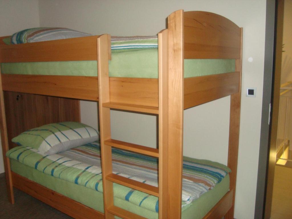 Hostel Plus Caffe Petrovče Quarto foto